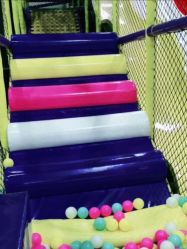 -蹦贝运动中心·蹦床·攀岩·闯关(龙岗店)