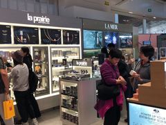 -日上免税店(三径路t3店)