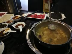 -丫丫汤膳打边炉(宏府408坊店)