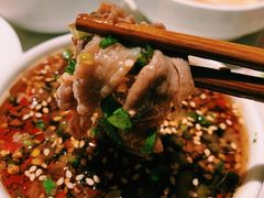 精品肥牛-海底捞火锅鲜切牛肉主题店(长寿路店)