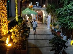 -巴厘龙虾·榜首油焖大虾(洞庭·艺术洋房店)