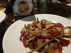 -一坐一忘云南菜(嘉里中心店)