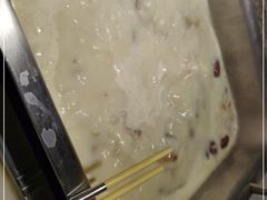 -尚尚仙·酸汤猪手·猪肚鸡火锅(华联万柳购物中心店)