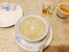 -顶上鱼翅燕窝专卖店