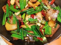 -云海肴·汽锅鸡·云南菜(天山百盛优客店)