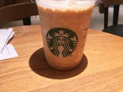 -星巴克(静安嘉里中心B2店)