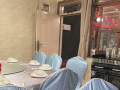 -鲤鱼塘农家山庄