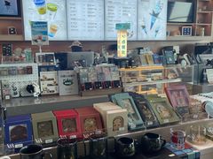 -抱抱地球咖啡馆(国家海洋博物馆店)