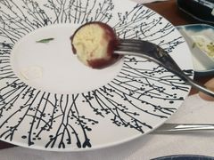 樱桃鹅肝冰淇淋-V Bar海景扒房(北海湾惠龙万达嘉华酒店)