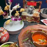 周末约上好朋友来顿火锅局 可可爱爱的火锅店