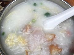 -陈老添美食店(宝华路店)