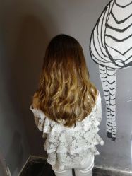 -茶发Salon·烫发染发理发