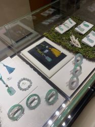 -北京七彩云南翡翠珠宝旗舰店(月坛店)