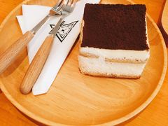 -餐酒吧Com-ing Bar(上海路店)