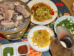 -蒙亨·手把肉·蒙古包文化主题餐厅(天恒广场店)