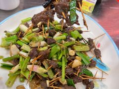 -邹胖哥好好吃餐馆(荔波美食街店)