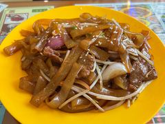干炒牛河-小龍鳳餐室(番禺路店)