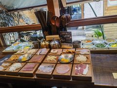 -银米·云南传统过桥米线(双廊黑金冠店)