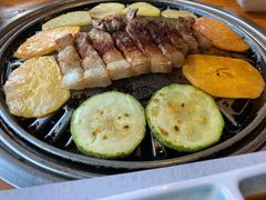 -唯成•韩国炭火烤肉 유성고기