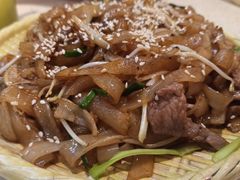 干炒牛河-明腾壹间茶餐厅(新都会花园广场店)