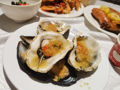 生蚝-领鲜活海鲜榴莲自助火锅(东门店)