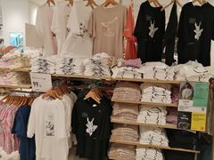 -优衣库(苏州天虹CCMall石路店)