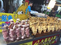 -六合夜市