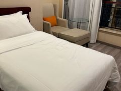 -清能·清江酒店(夷陵广场CBD中心店)