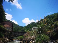 -平江沱龙峡漂流