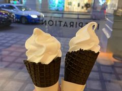 芝士金凤脆筒-喜茶(中山利和新地店)