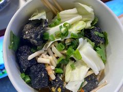 -八一路好吃街(雨田商务大厦店)