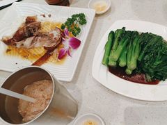 -香港新发烧腊茶餐厅(水围店)
