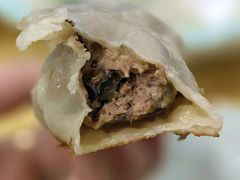 肉三鲜锅贴-春水锅贴·传统鲁菜(大明湖店)