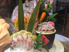 -泓炙颐凤鲜海鲜火锅料理(桐乡店)