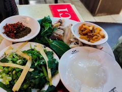 -桥香园云南过桥米线(金马碧鸡店)