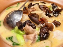 -江宴渔村·鱼鲜土菜(紫荆广场店)