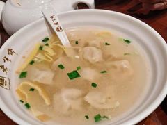 刀鱼小云吞-老半斋(福州路店)