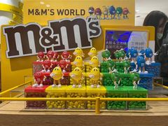 -m豆巧克力世界(上海世茂广场店)
