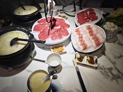 -无界釜·河豚鱼汤锅(红山动物园店)