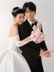 -雅云婚纱摄影工作室旗舰店