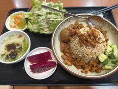 菊儿人家卤肉饭-菊儿人家·北京胡同菜(南锣鼓巷店)