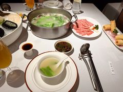 -洋房火锅(上海新天地南北里店)