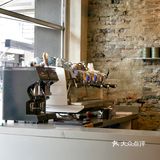 魔都 | 以KAWS之名，打卡重生☕