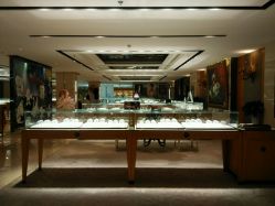 -北京七彩云南翡翠珠宝旗舰店(月坛店)