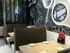 卡座-必胜客(武汉欢乐谷店)