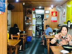 大堂-牛小隆牛肉面馆(四牌楼店)