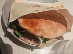 -一叶一世界•素食餐厅(环球中心店)