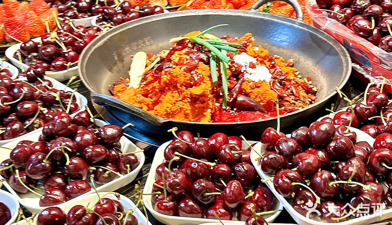 跨年去哪里？必然是冯校长吃火锅车厘子啊！