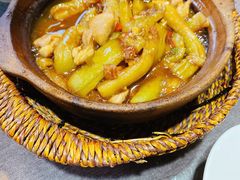 咸鱼鸡粒茄子煲-熠盛粤味(永康路店)