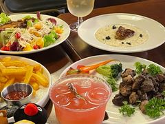 -mordew加州日记西餐&小酒馆(新天地店)